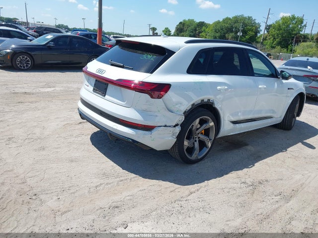 2022 AUDI E-TRON S WA1VCBGE5NB033575 Photo 3