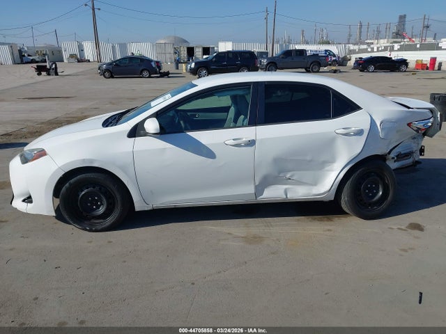 2T1BURHEXHC957058 Toyota COROLLA LE