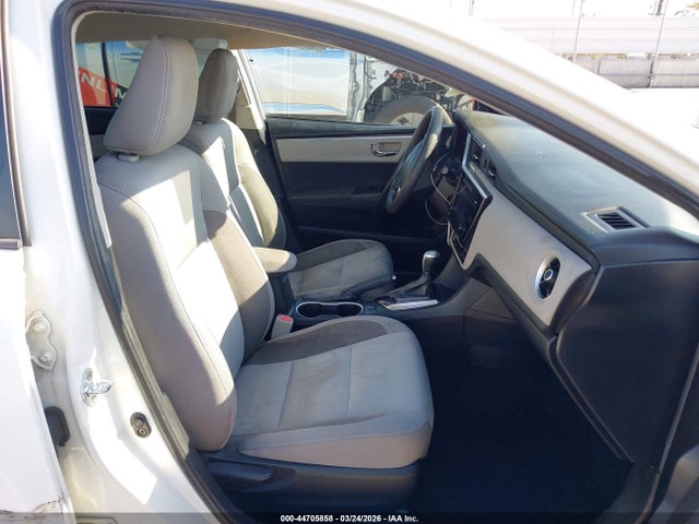 2017 TOYOTA COROLLA 2T1BURHEXHC957058 Photo 4