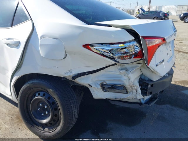 2017 TOYOTA COROLLA 2T1BURHEXHC957058 Photo 5