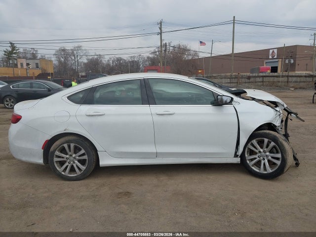 Aukcja sprzedaży 2015 Chrysler 200 Limited, vin: 1C3CCCAB1FN649098, numer aukcji: 44705883