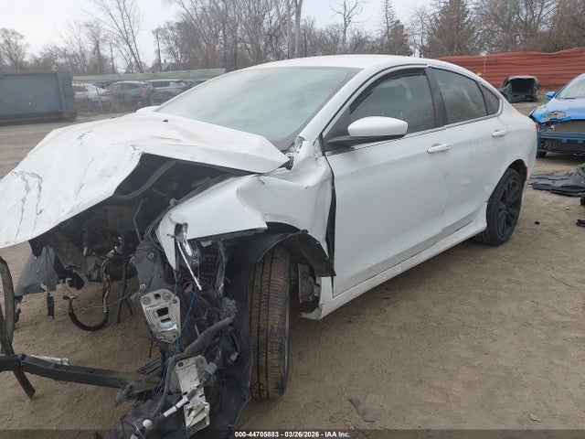Aukcja sprzedaży 2015 Chrysler 200 Limited, vin: 1C3CCCAB1FN649098, numer aukcji: 44705883