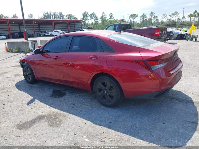 2022 HYUNDAI ELANTRA KMHLS4AG2NU322046 Photo 2