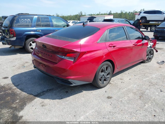2022 HYUNDAI ELANTRA KMHLS4AG2NU322046 Photo 3
