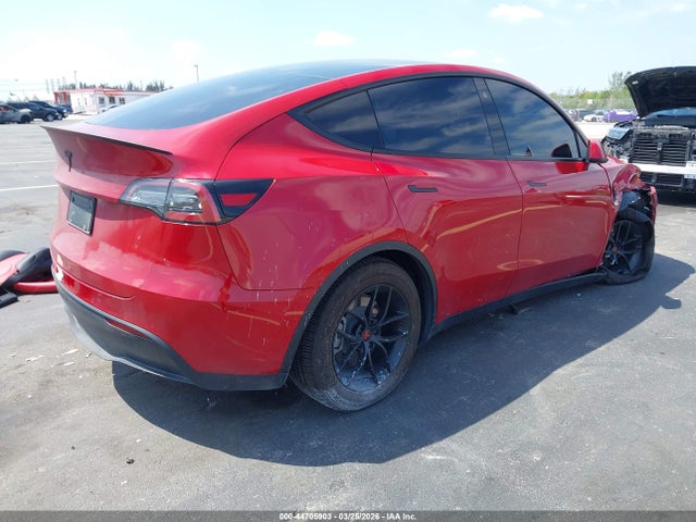 2022 Tesla Model Y Long Range Dual Motor All-wheel Drive მანქანა იყიდება აუქციონზე, vin: 7SAYGDEEXNF327138, აუქციონის ნომერი: 44705903