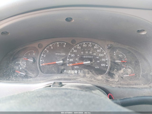 44705904 :رقم المزاد ، 4F4YR12D71TM25589 vin ، 2001 Mazda B2300 Se/sx مزاد بيع