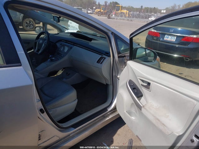 2015 TOYOTA PRIUS JTDKN3DU2F0469379 Photo 4