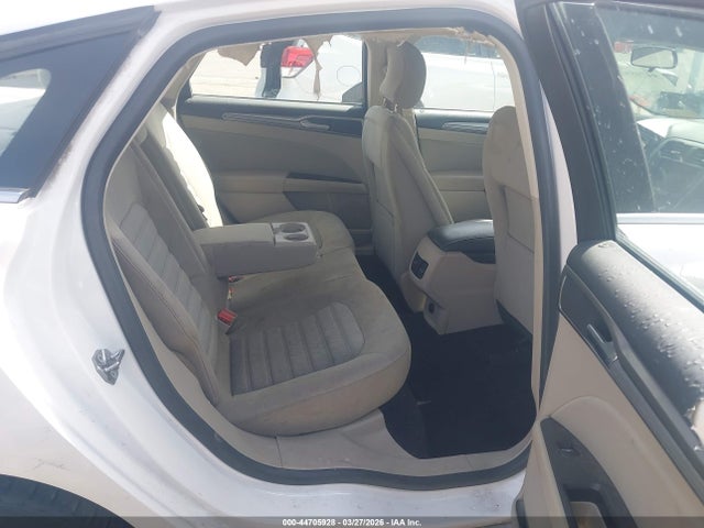 3FA6P0HD5HR313267 Ford FUSION SE