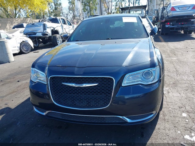 2C3CCAAGXFH829916 Chrysler 300 Limited