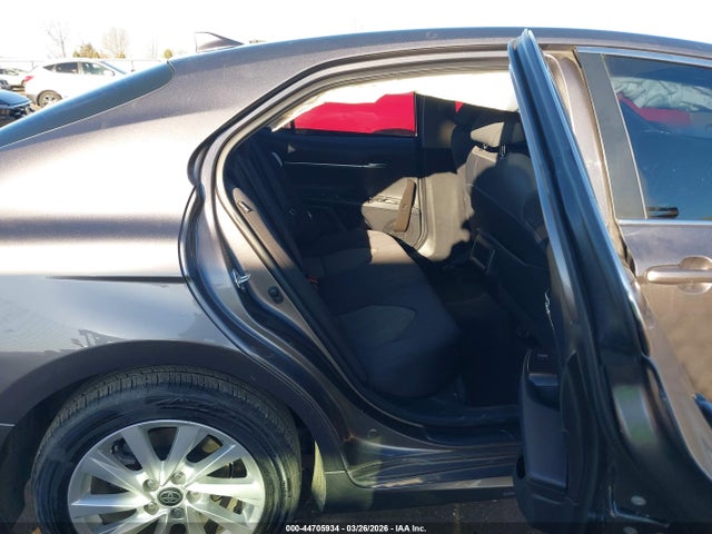 4T1C11AK9MU466455 Toyota CAMRY LE