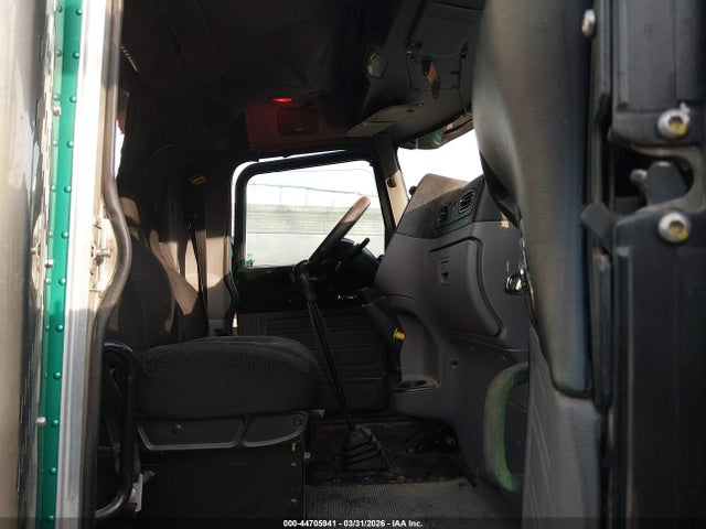 Продажа на аукционе авто 2016 Peterbilt 367, vin: 1XPTDP9X3GD358723, номер лота: 44705941