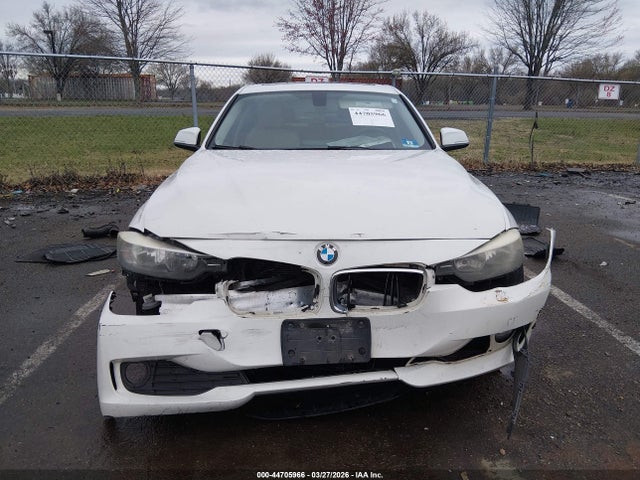 Продажа на аукционе авто 2014 Bmw 320i Xdrive, vin: WBA3C3C56EF985001, номер лота: 44705966