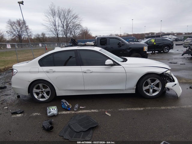 Продажа на аукционе авто 2014 Bmw 320i Xdrive, vin: WBA3C3C56EF985001, номер лота: 44705966
