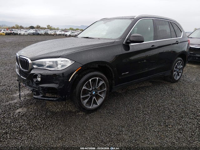 2017 BMW X5 5UXKR0C52H0U52712 Photo 1