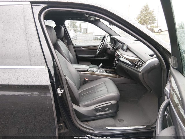 2017 BMW X5 5UXKR0C52H0U52712 Photo 4