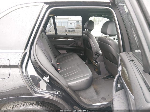 2017 BMW X5 5UXKR0C52H0U52712 Photo 7