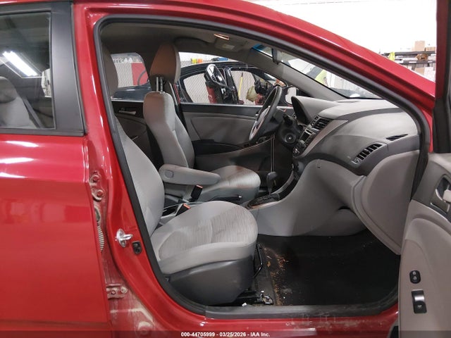 2015 Hyundai Accent Gls მანქანა იყიდება აუქციონზე, vin: KMHCT4AE3FU853978, აუქციონის ნომერი: 44705999