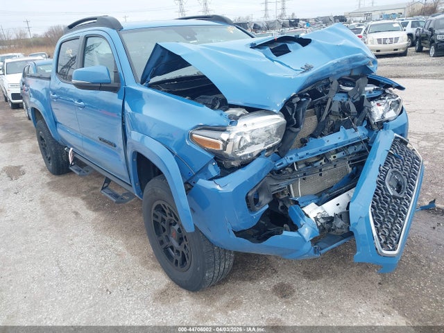 5TFCZ5AN9KX185962 Toyota Tacoma Trd Sport