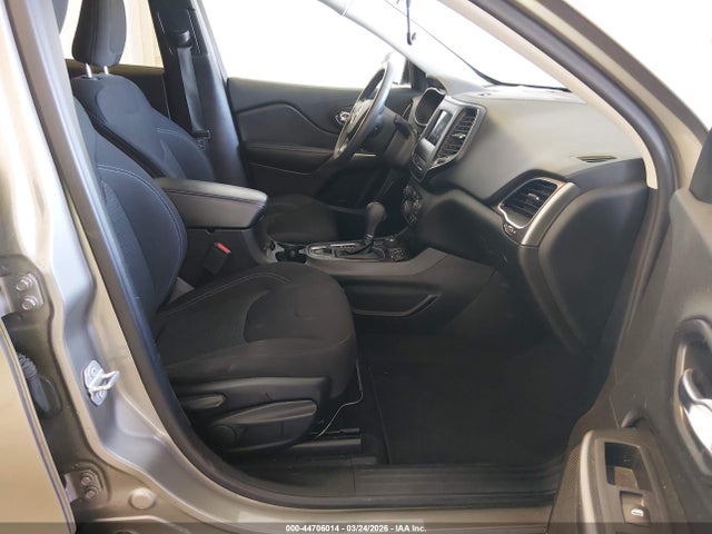 2019 JEEP CHEROKEE 1C4PJMCBXKD459967 Photo 4