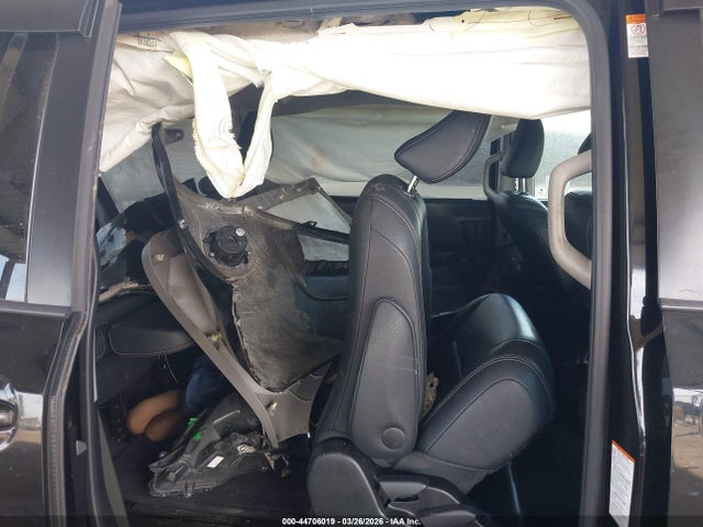 2015 TOYOTA SIENNA 5TDXK3DC8FS606375 Photo 7