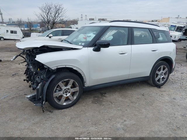 2025 MINI COUNTRYMAN WMZ23GA07S7R36747 Photo 1