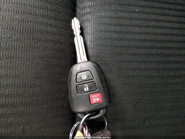 2018 Toyota Rav4 Le მანქანა იყიდება აუქციონზე, vin: 2T3BFREV7JW833565, აუქციონის ნომერი: 44706045