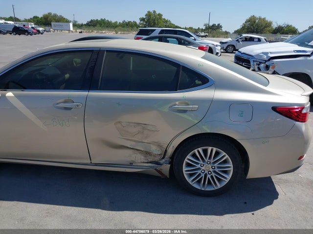 2013 Lexus Es 350 მანქანა იყიდება აუქციონზე, vin: JTHBK1GG4D2021924, აუქციონის ნომერი: 44706079