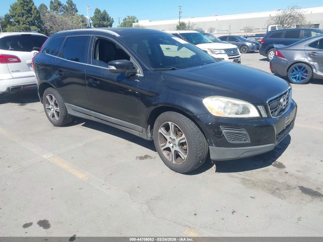 2011 VOLVO XC60 YV4902DZ3B2186777