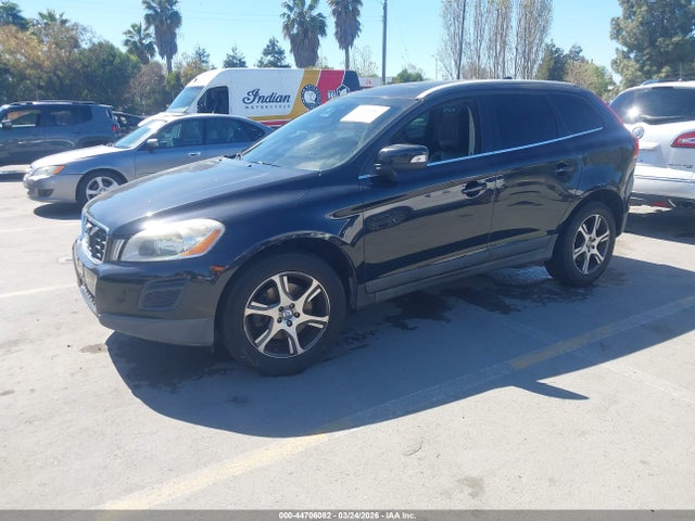 2011 VOLVO XC60 YV4902DZ3B2186777 Photo 1