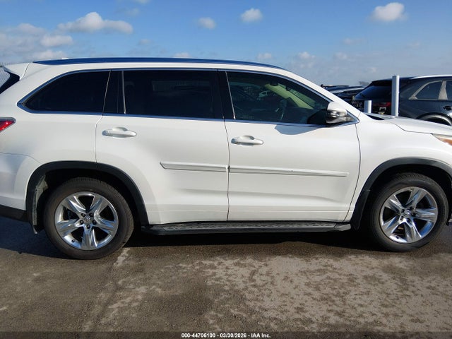 Toyota Highlander Limited V6 2014 5TDYKRFHXES007914 Image 14