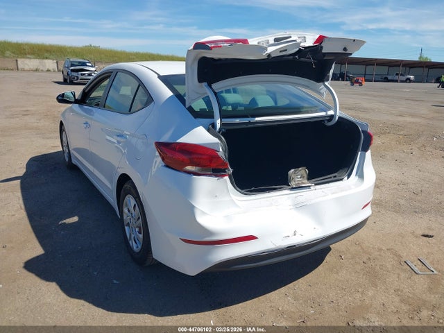 Hyundai ELANTRA SE 2017 5NPD74LF1HH087619 Image 3