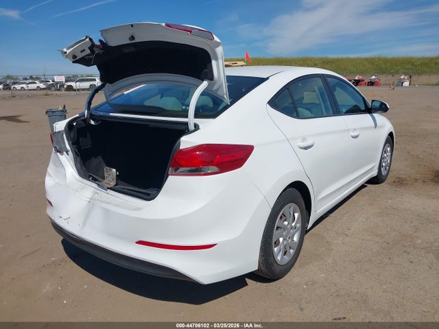 Hyundai ELANTRA SE 2017 5NPD74LF1HH087619 Image 4