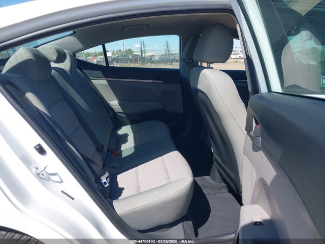Hyundai ELANTRA SE 2017 5NPD74LF1HH087619 Image 8