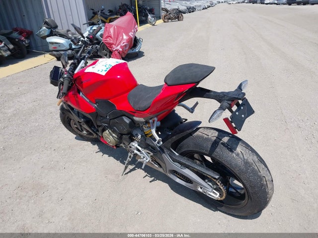 Ducati Streetfighter V4/v4s 2026 ZDMFAK6W4TB001745 Image 3
