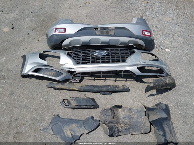 2021 Hyundai Venue Se მანქანა იყიდება აუქციონზე, vin: KMHRB8A31MU072716, აუქციონის ნომერი: 44706114