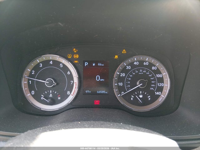 2021 Hyundai Venue Se მანქანა იყიდება აუქციონზე, vin: KMHRB8A31MU072716, აუქციონის ნომერი: 44706114