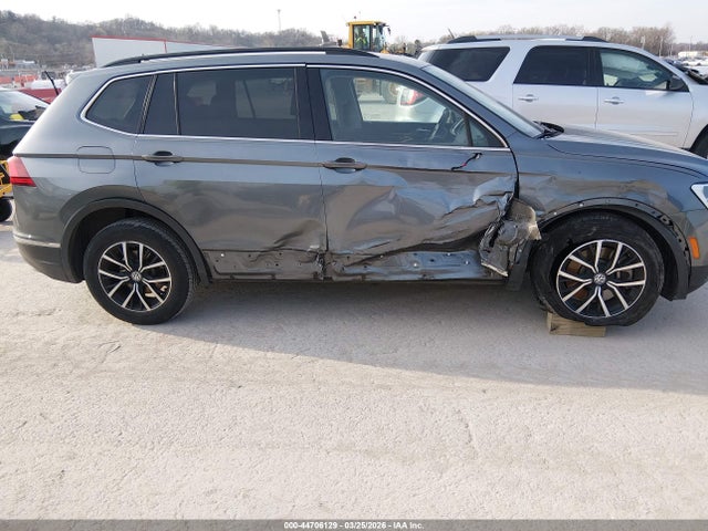 Aukcja sprzedaży 2021 Volkswagen Tiguan 2.0t Se/2.0t Se R-line Black/2.0t Sel, vin: 3VV3B7AXXMM095814, numer aukcji: 44706129