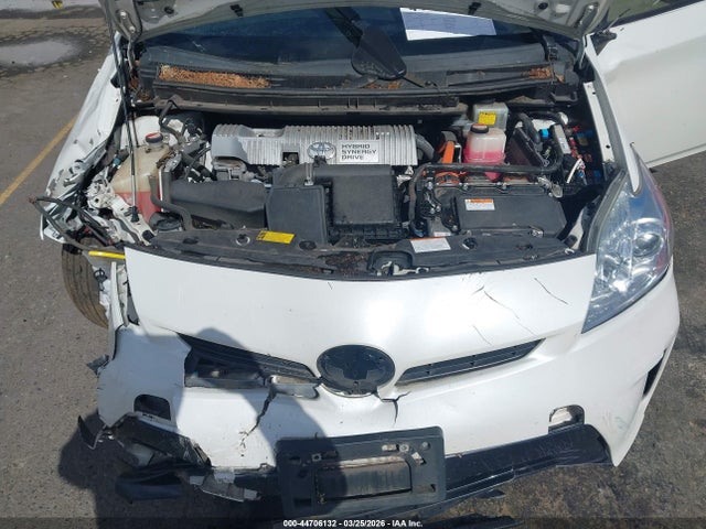 Toyota Prius Two 2015 JTDKN3DU9F0444351 Image 10