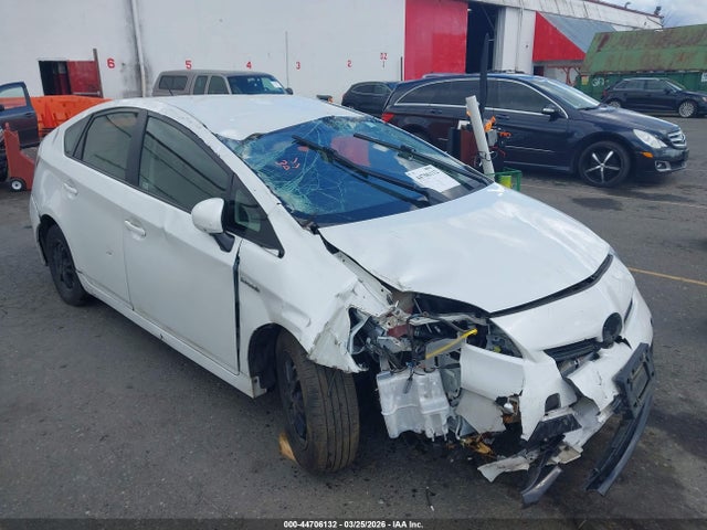Toyota Prius Two 2015 JTDKN3DU9F0444351 Image 6