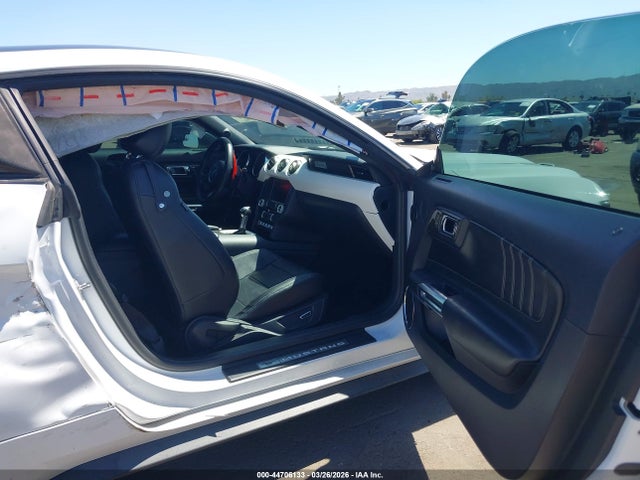 1FA6P8CFXF5322585 Ford Mustang Gt Premium