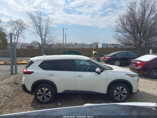 2022 NISSAN ROGUE 5N1BT3BBXNC709083 Photo 4