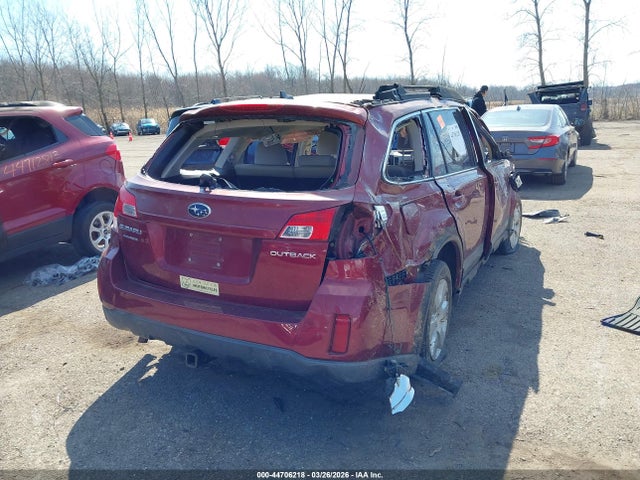 44706218 :رقم المزاد ، 4S4BRCFC1B3346878 vin ، 2011 Subaru Outback 2.5i Premium مزاد بيع