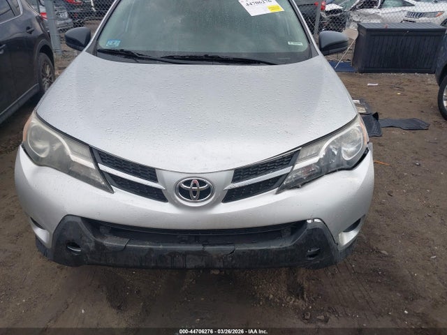 Toyota RAV4 LE 2015 2T3BFREV5FW231416 Image 11