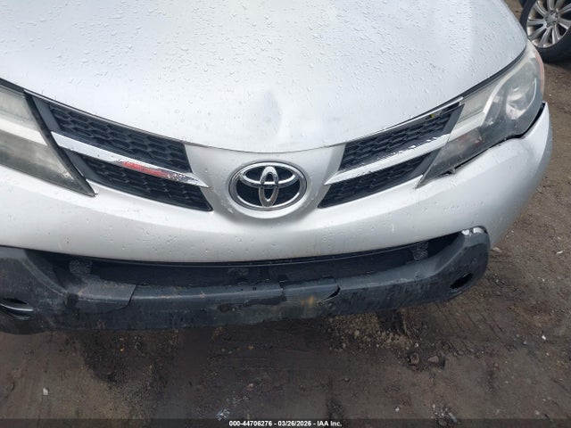 Toyota RAV4 LE 2015 2T3BFREV5FW231416 Image 6