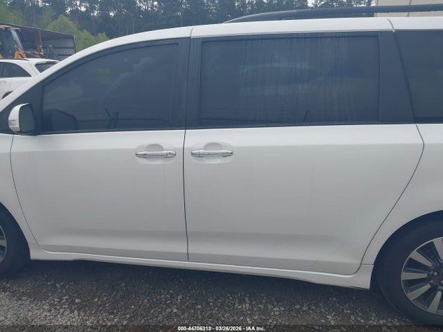 5TDYZ3DC8KS993441 Toyota Sienna Limited Premium 7 Passenger