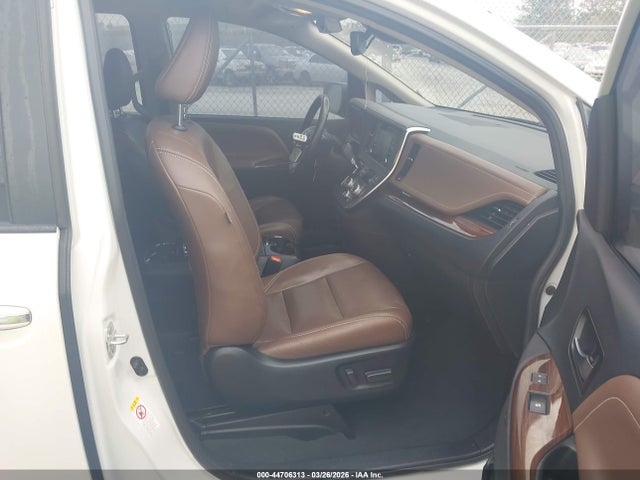 5TDYZ3DC8KS993441 Toyota Sienna Limited Premium 7 Passenger