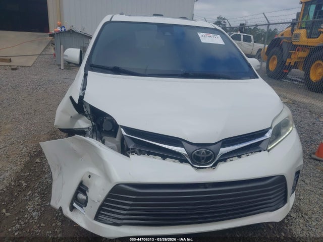5TDYZ3DC8KS993441 Toyota Sienna Limited Premium 7 Passenger