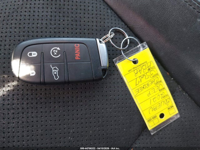 Продаж на аукціоні авто 2021 Jeep Grand Cherokee Laredo X 4x4, vin: 1C4RJFAG4MC622317, номер лоту: 44706322