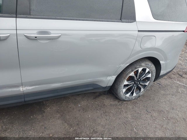 KNDNC5H33R6420550 KIA Carnival Mpv Ex