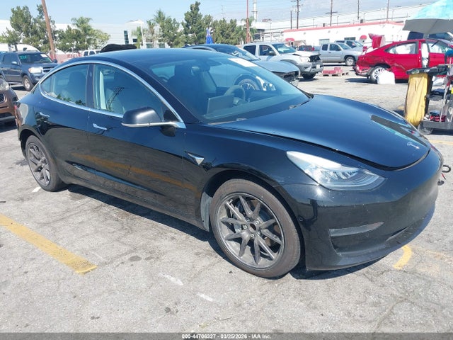 2019 TESLA MODEL 3 5YJ3E1EAXKF395248 Photo 0